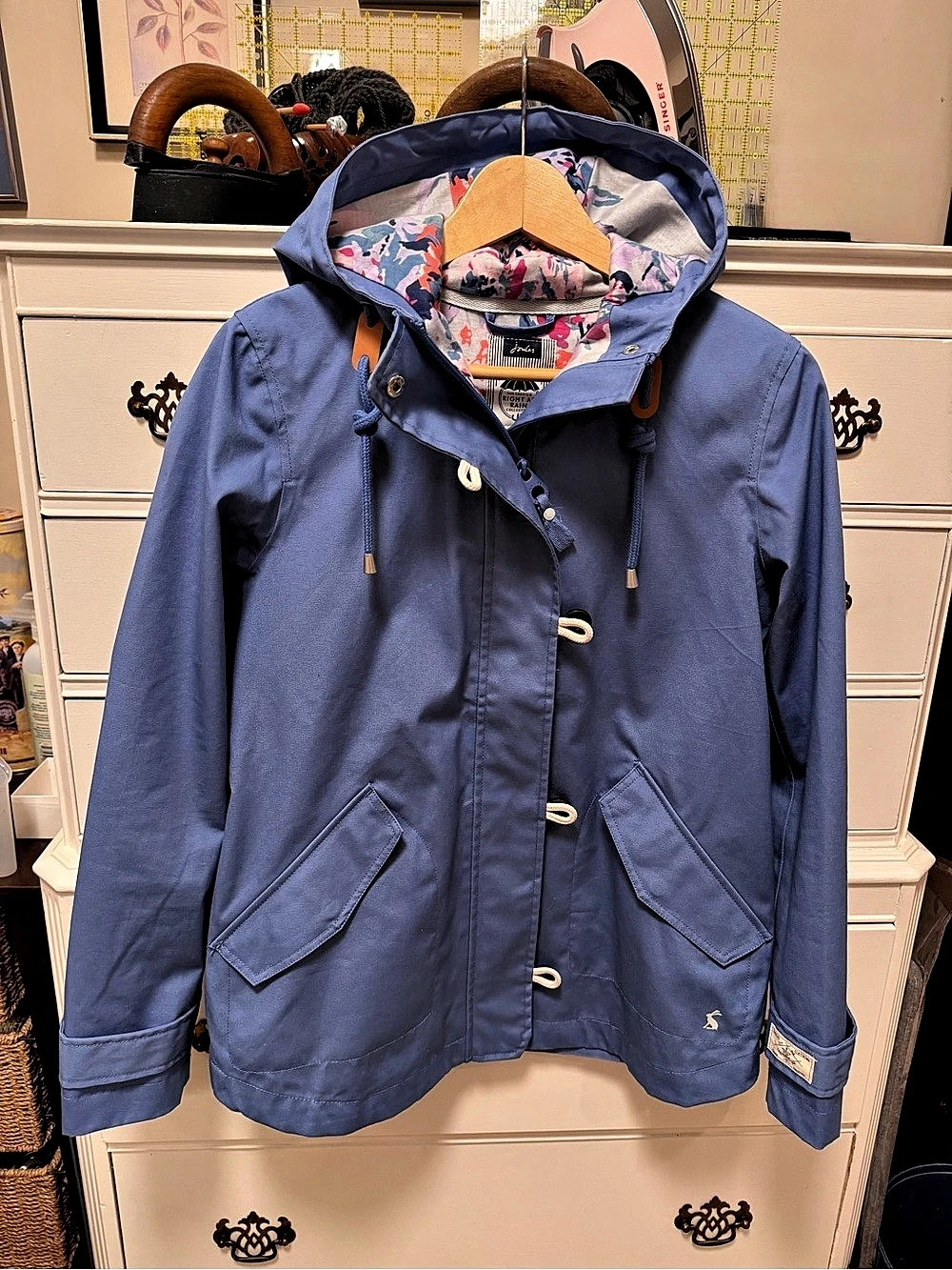 Joules Right as Rain Coast Waterproof Jacket Blue Floral Size 6
